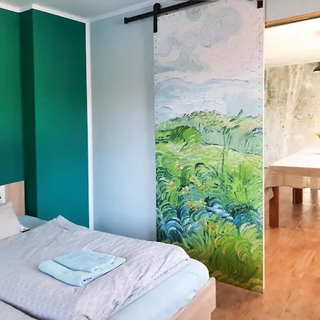 Apartamento Deerwood-2-storey Garden With Castle View Balcony