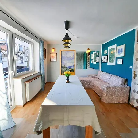 Apartment Deerwood-2-storey Garden With Castle View Balcony *