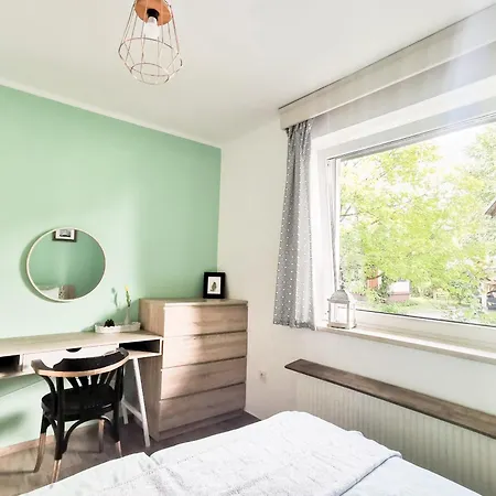 Deerwood-2-storey Garden With Castle View Balcony Apartment Bled