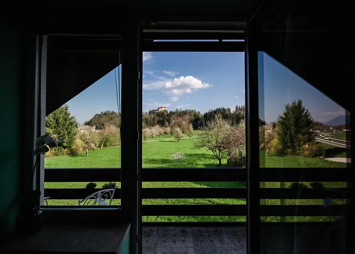 Deerwood-2-storey Garden With Castle View Balcony * Bled