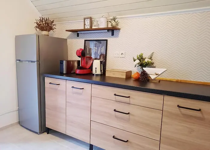 Deerwood-2-storey Garden With Castle View Balcony דירה *